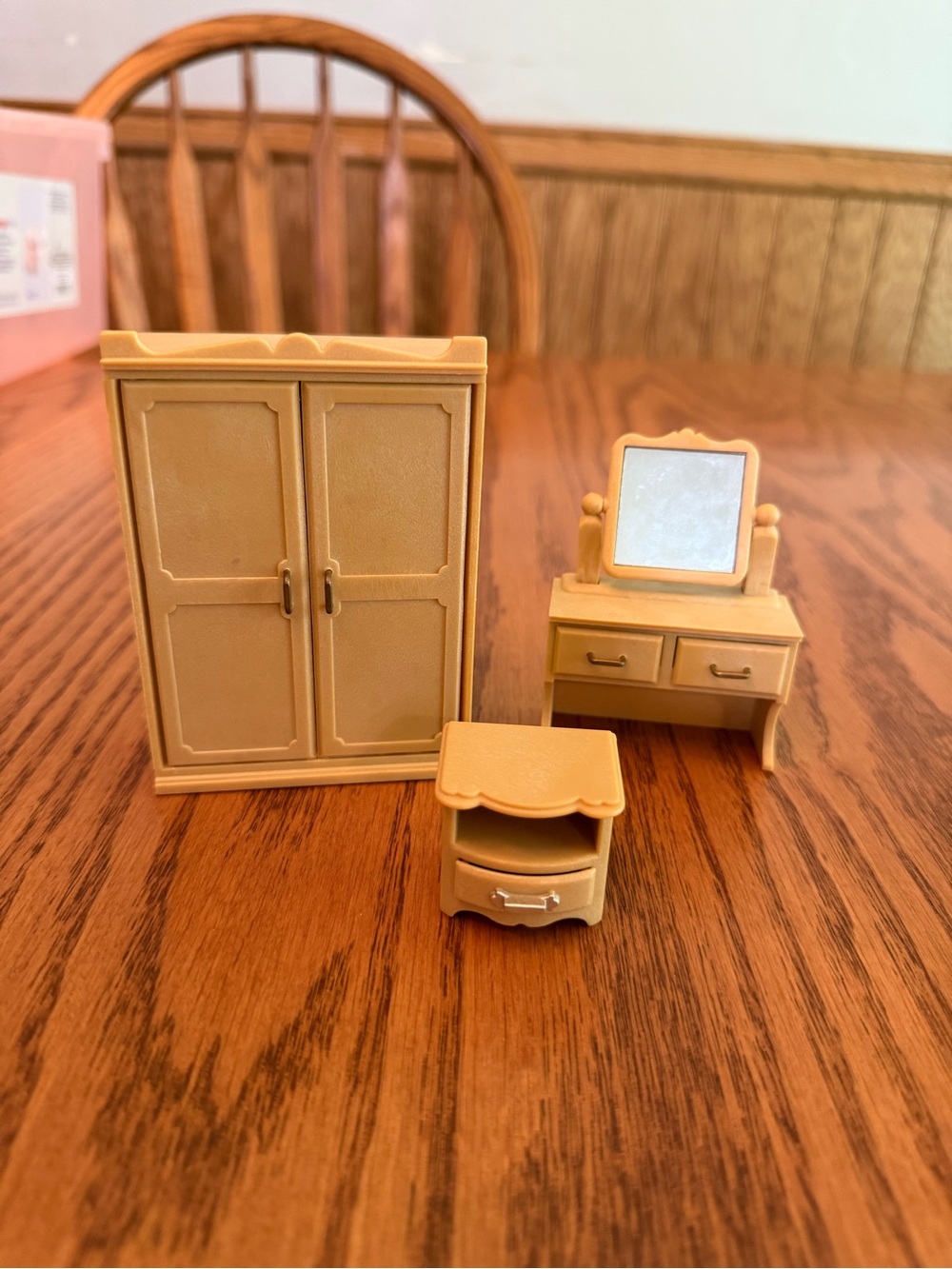 Vintage Sylvanian Families Calico Critters Vanity Dresser Armoire Nightstand